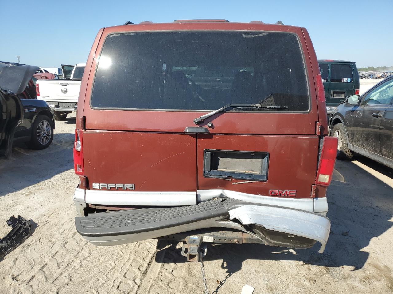 2000 GMC Safari Xt VIN: 1GKDM19W0YB532243 Lot: 77384054
