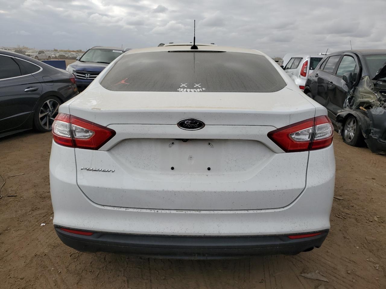 2015 Ford Fusion S VIN: 3FA6P0G75FR163962 Lot: 78682144