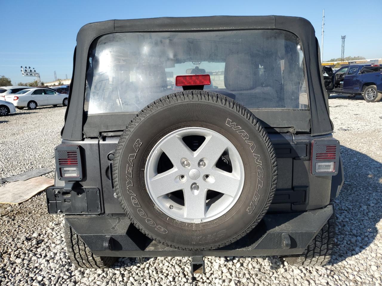 1C4AJWAG7HL665116 2017 Jeep Wrangler Sport