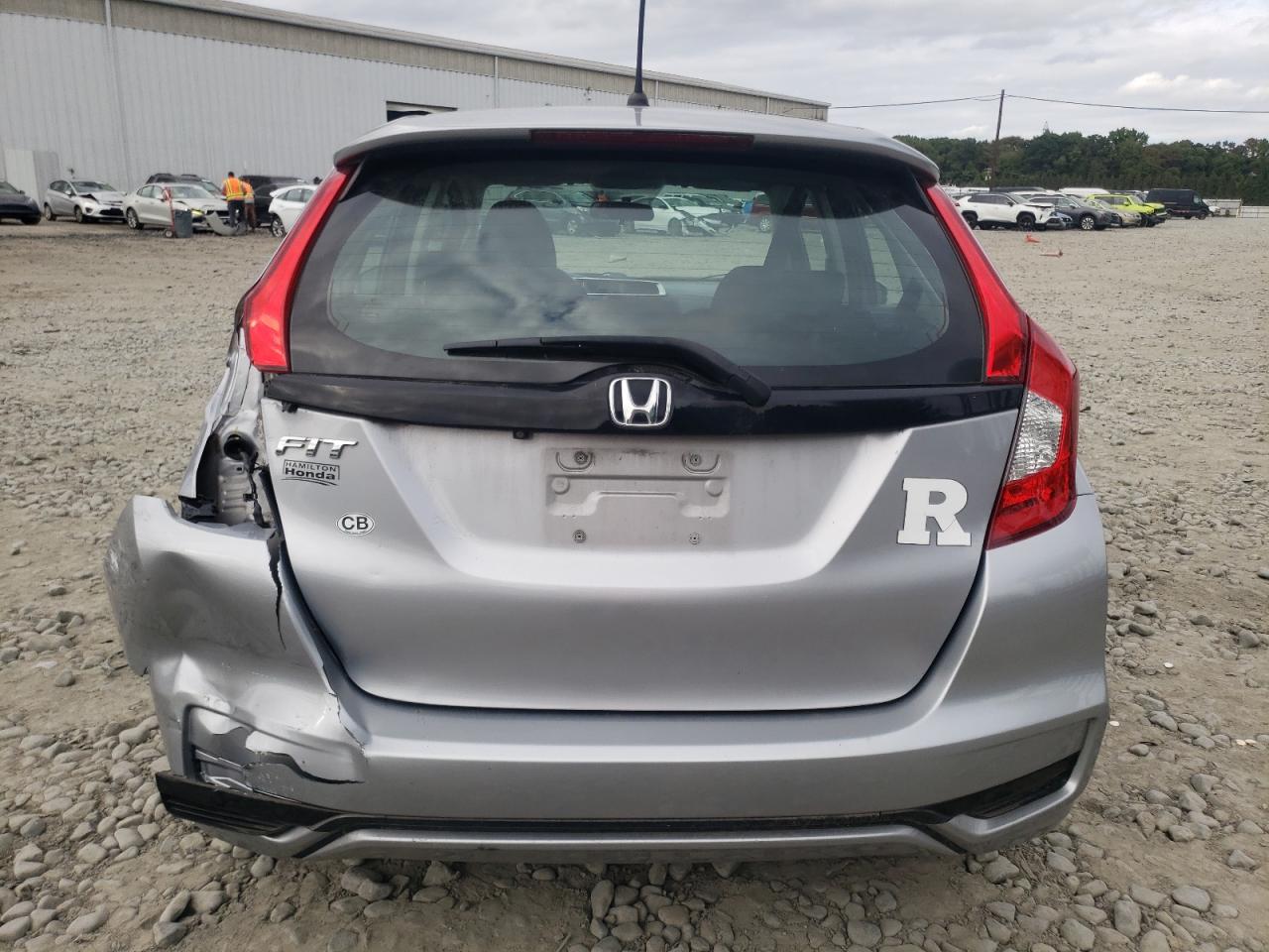 2018 Honda Fit Lx VIN: 3HGGK5H40JM735087 Lot: 73601734