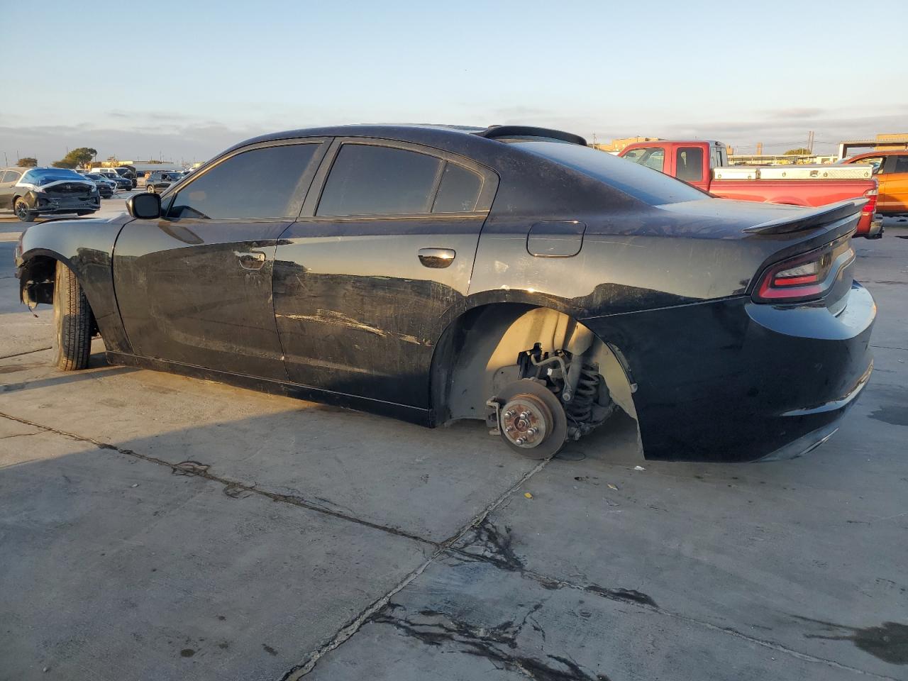 2019 Dodge Charger - Image 2