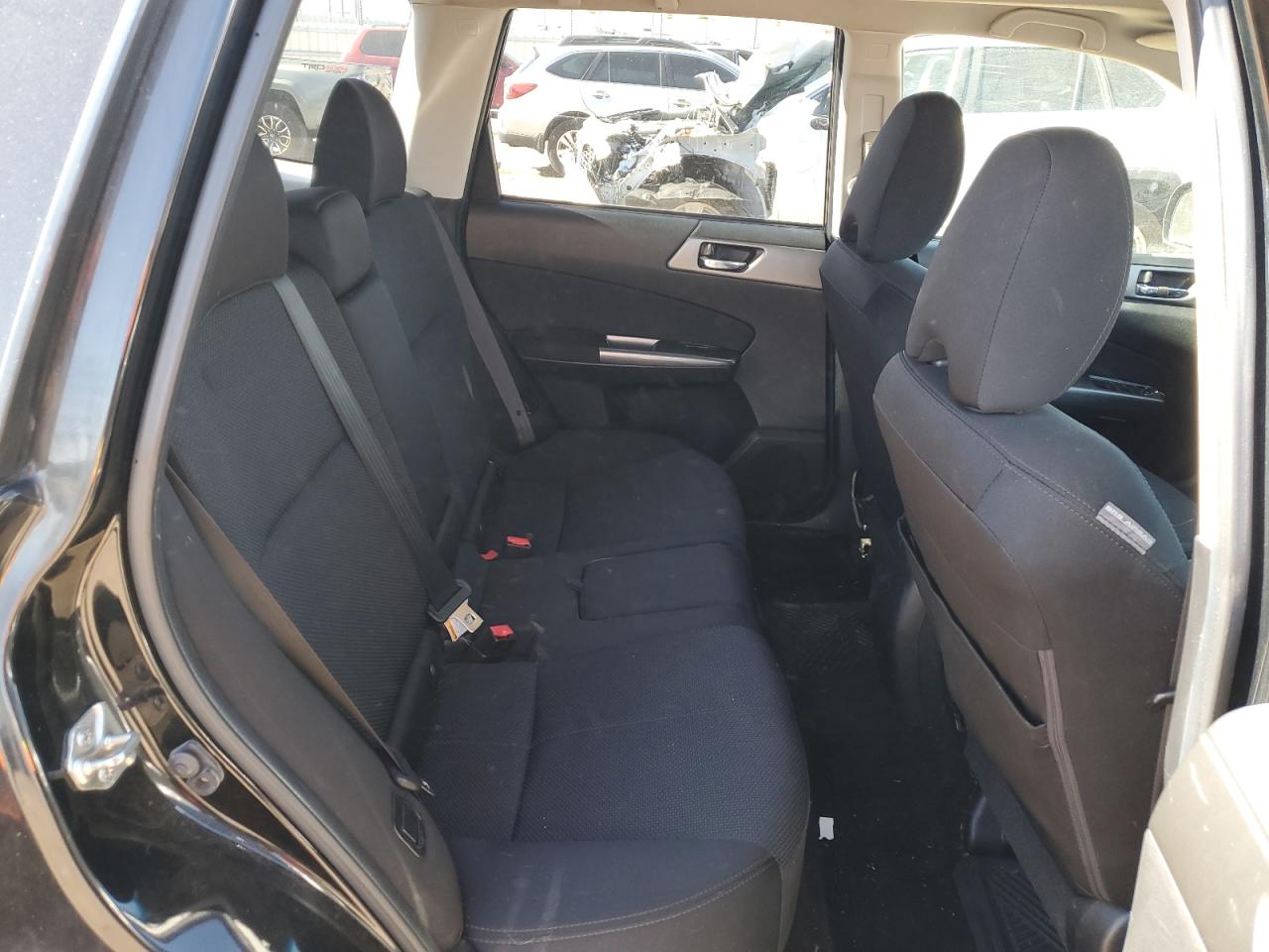 2013 Subaru Forester - Image 11