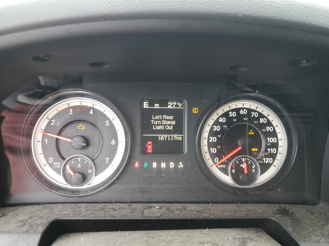 2014 RAM 2500 - Image 9