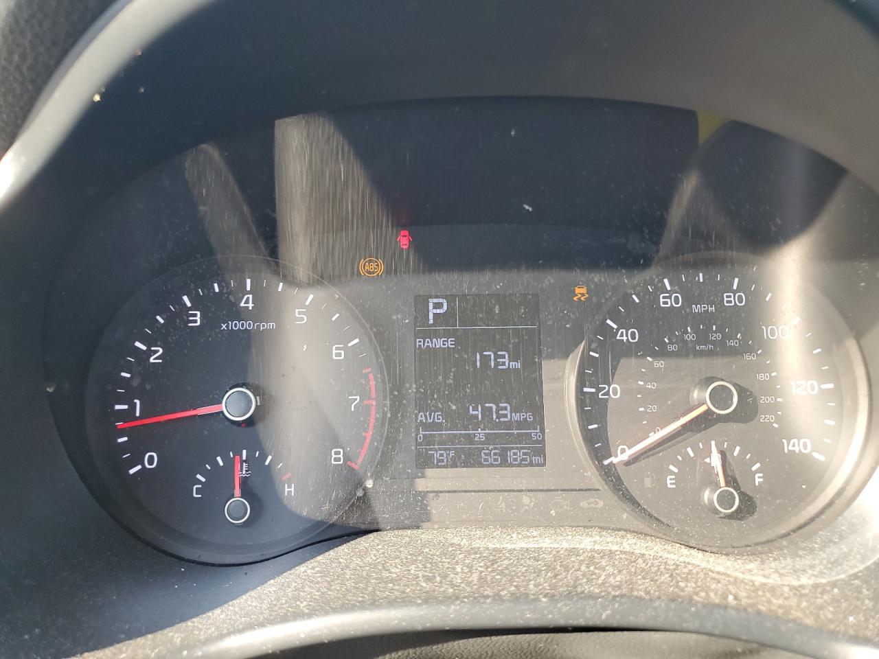 2020 Kia Rio - Image 9