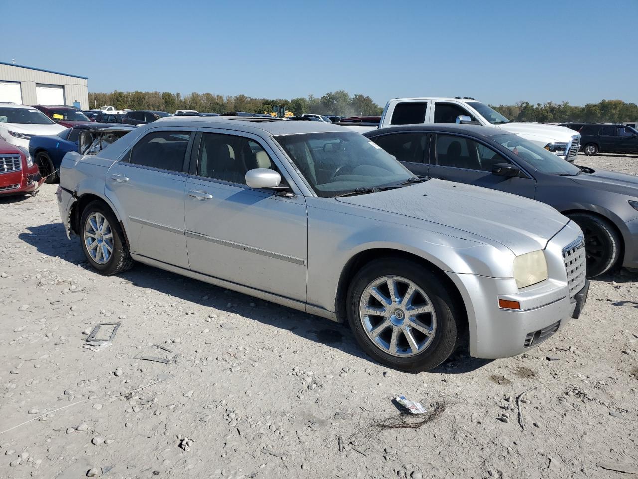 2007 Chrysler 300 - Image 4