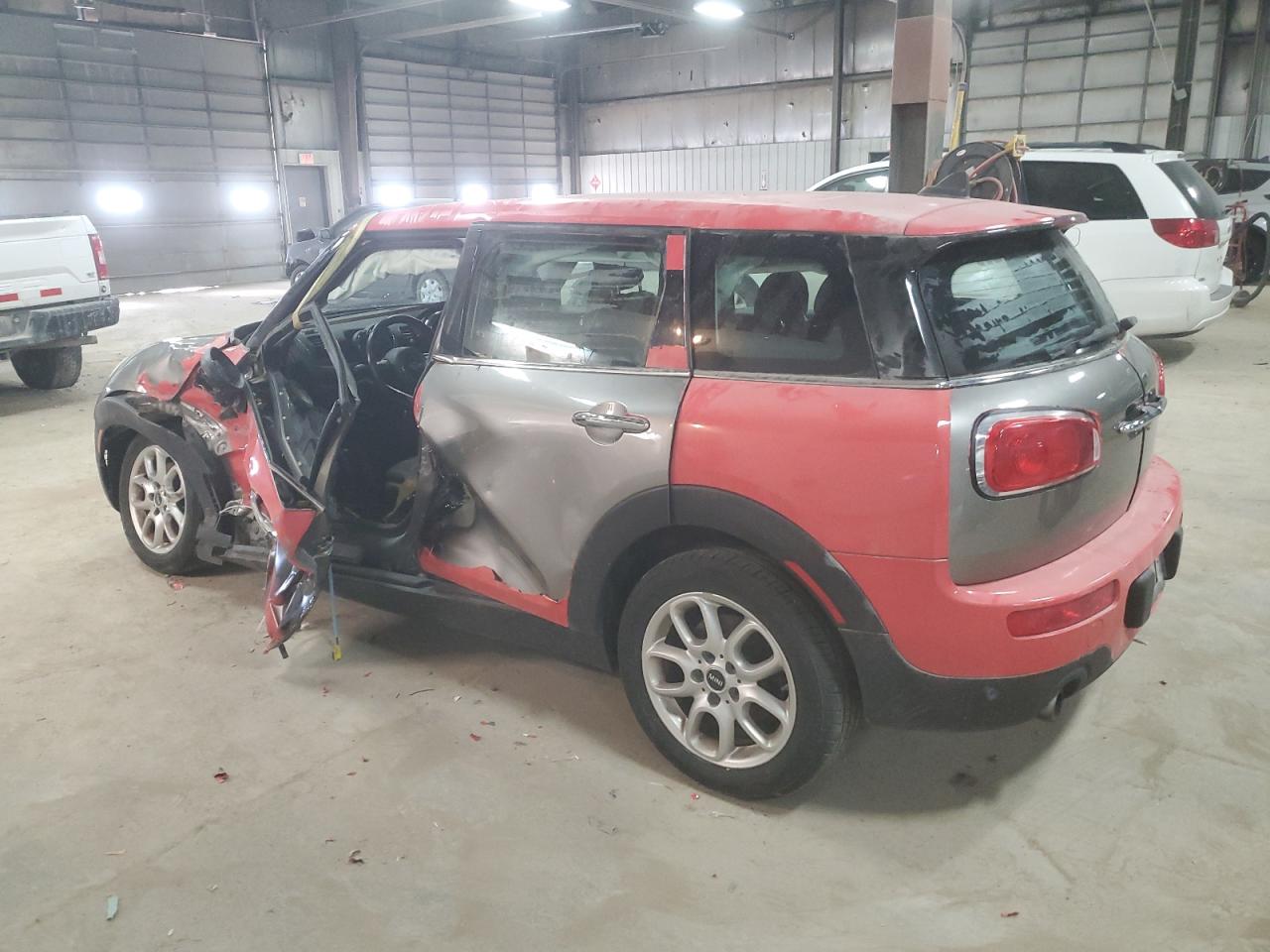 2019 MINI Cooper - Image 2