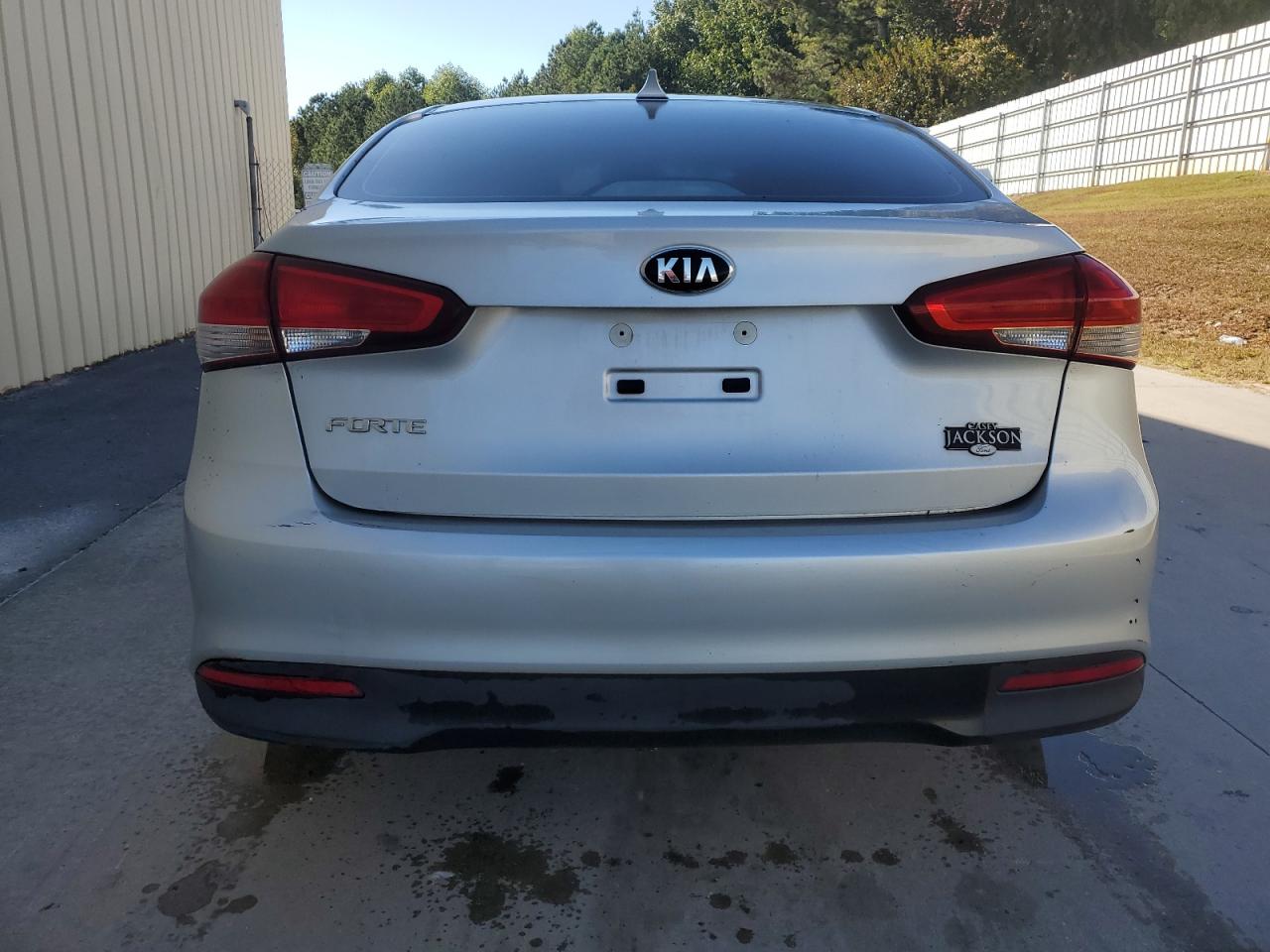 2018 Kia Forte Lx VIN: 3KPFK4A76JE198566 Lot: 77080384