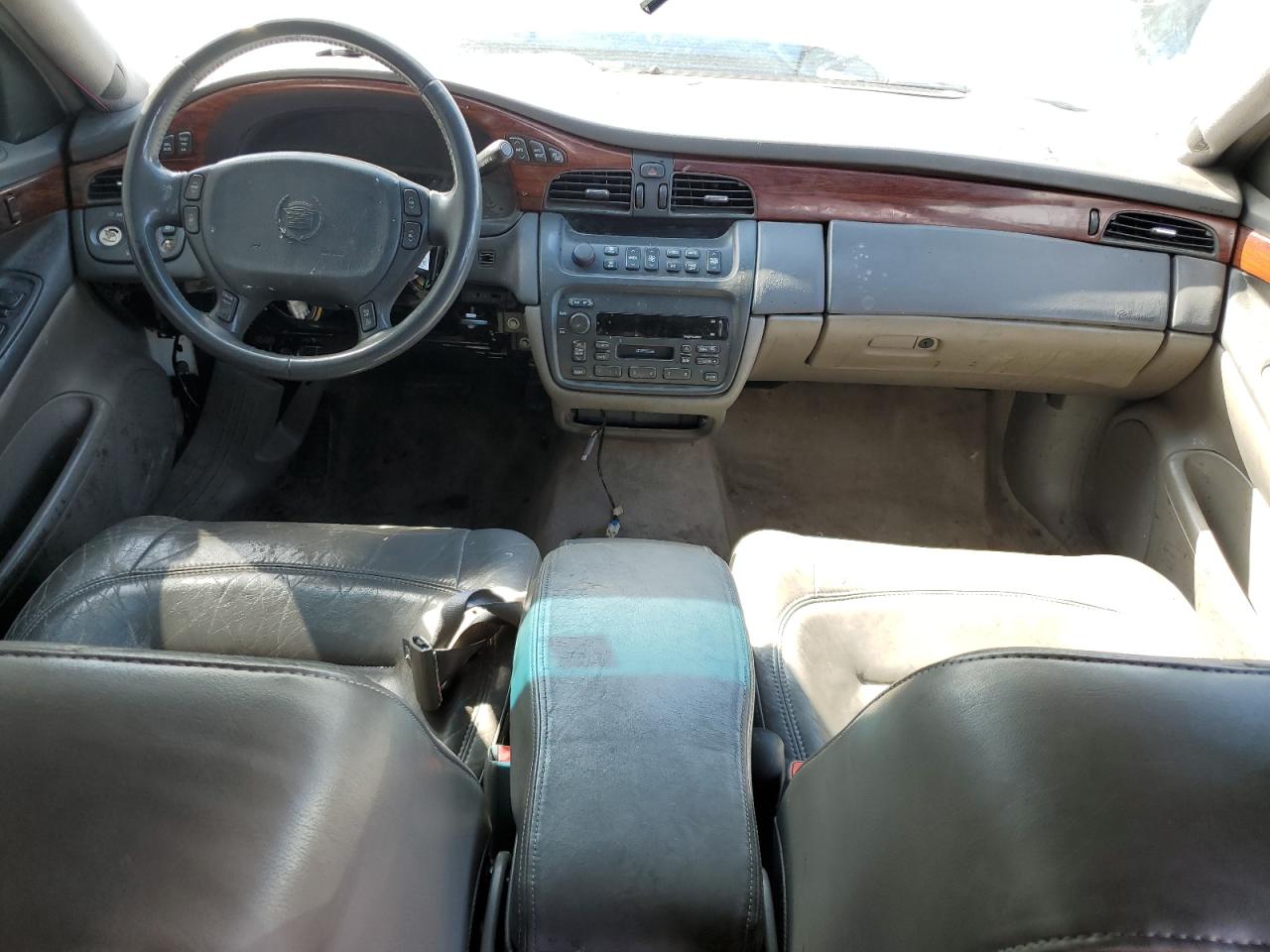 2000 Cadillac Deville VIN: 1G6KD54YXYU235393 Lot: 75633814