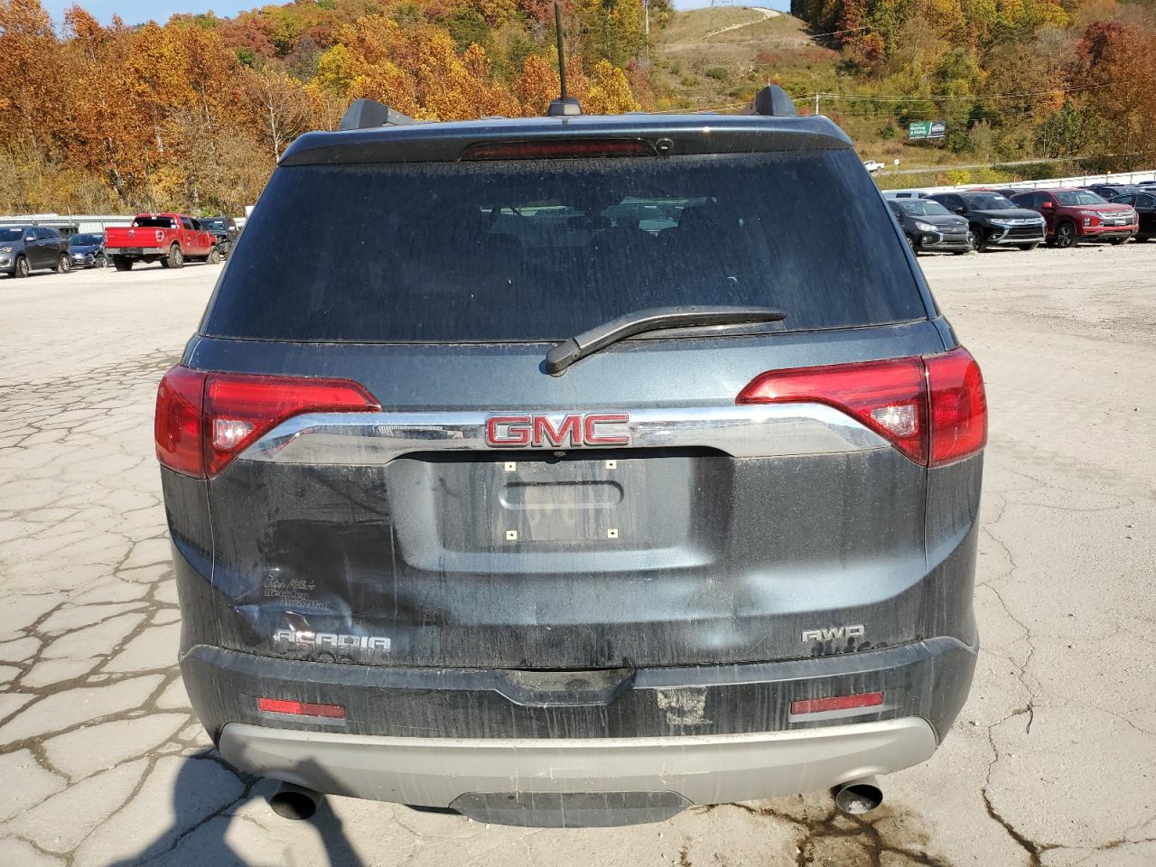 2019 GMC Acadia - Image 6