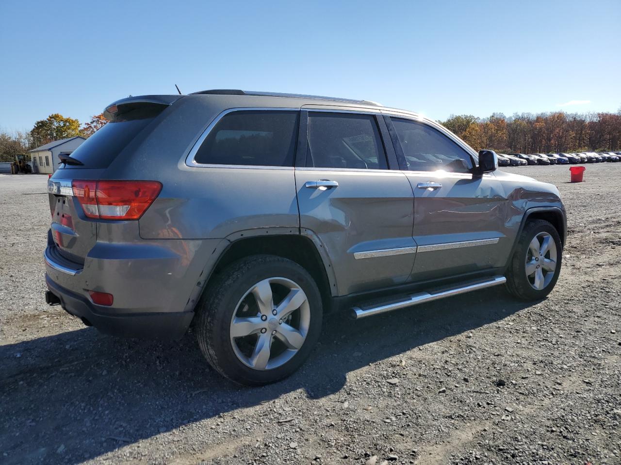 2013 Jeep Grand Cherokee - Image 3