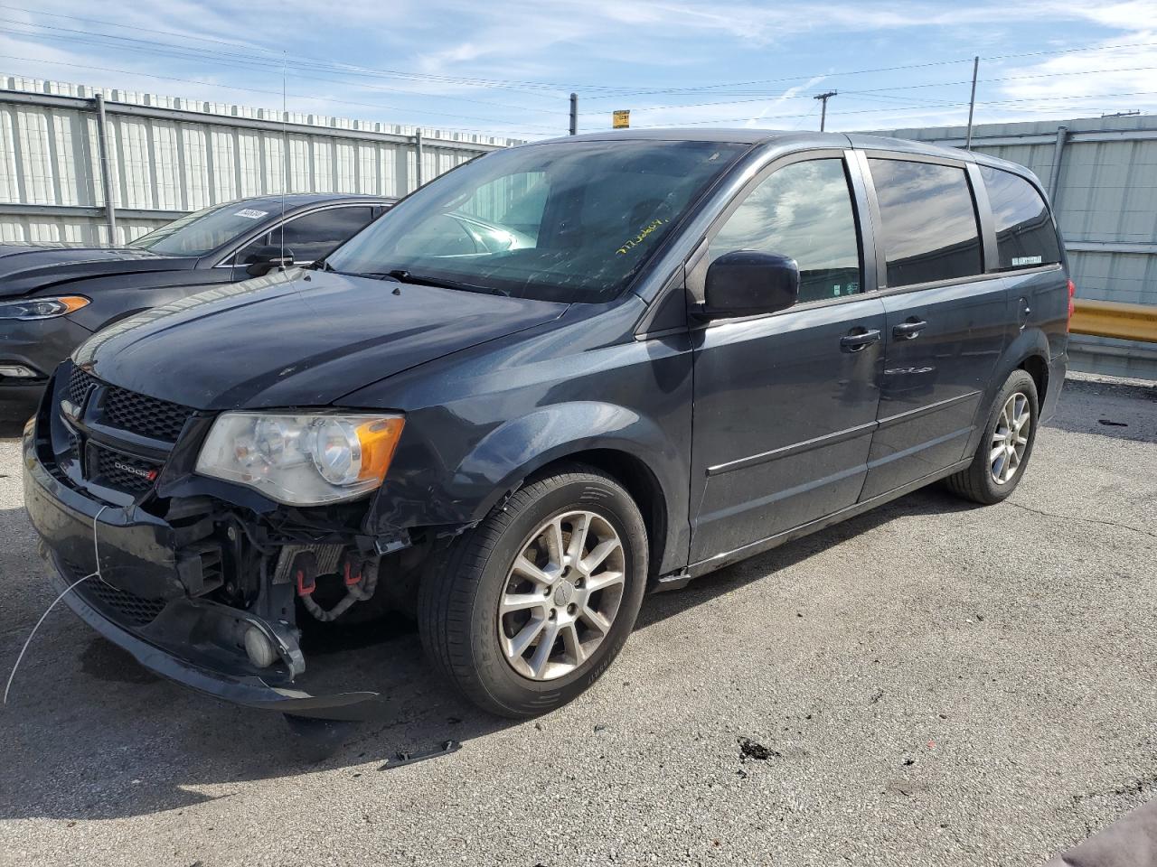 2013 Dodge Caravan - Image 1
