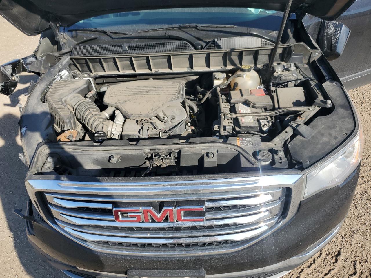 1GKKNSLS6JZ169556 2018 GMC Acadia Sle