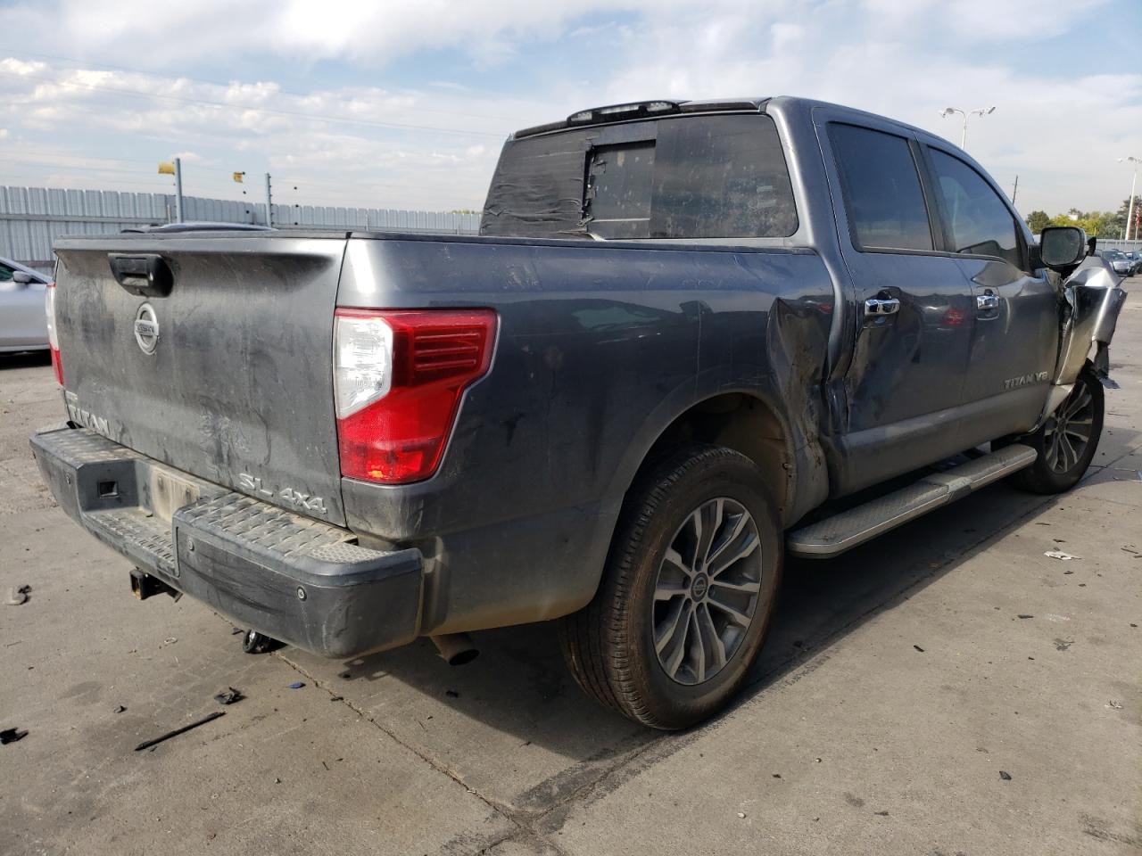2018 Nissan Titan - Image 3