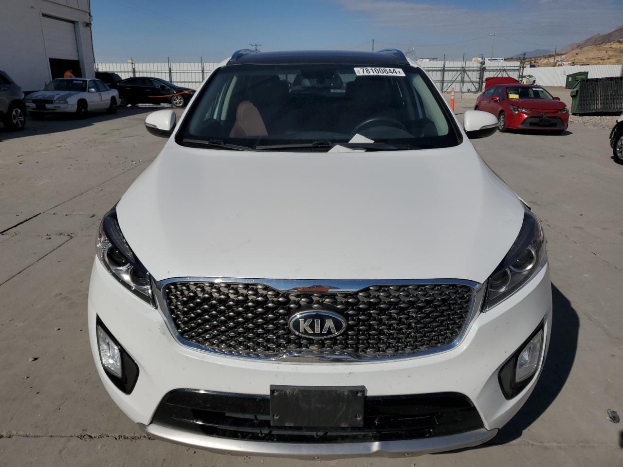 2017 Kia Sorento - Image 5