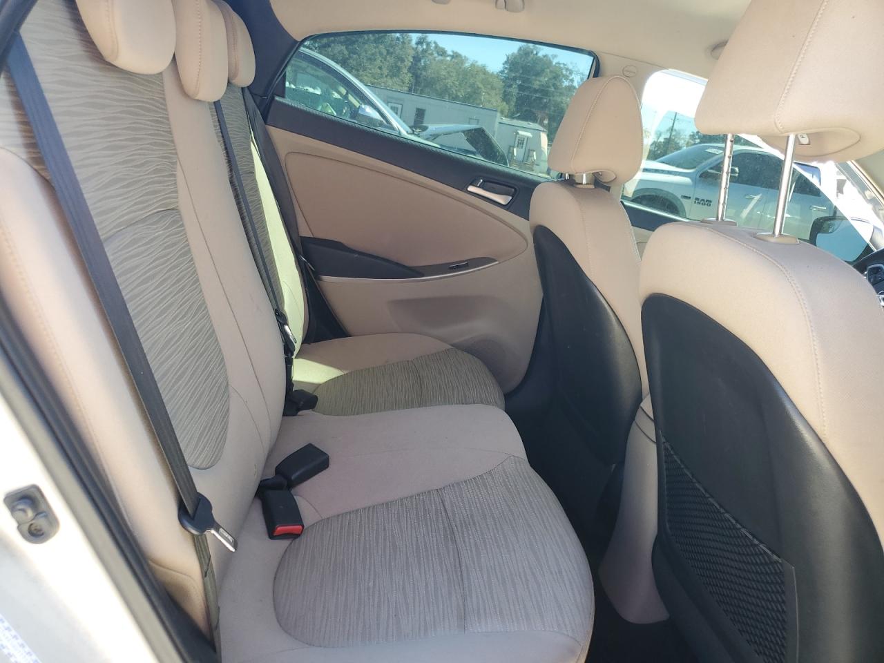 2016 Hyundai Accent - Image 10