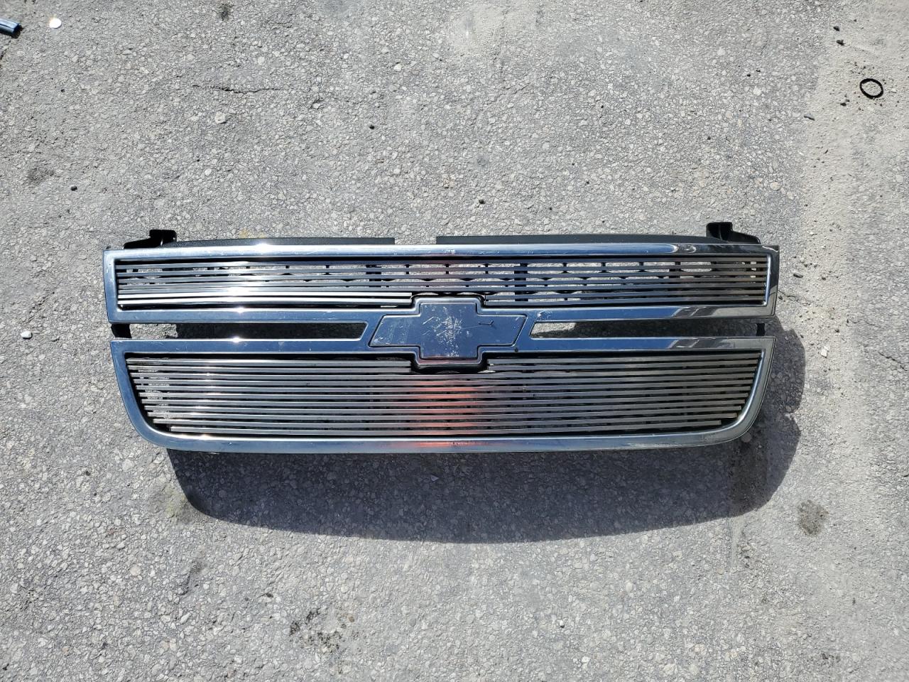 2007 Chevrolet Silverado - Image 12
