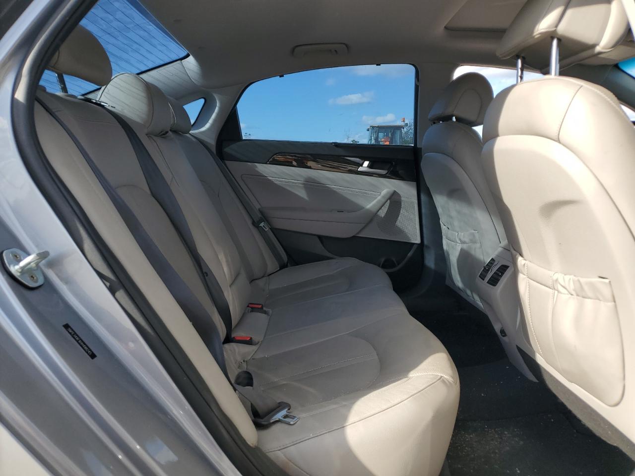 2017 Hyundai Sonata Sport VIN: 5NPE34AFXHH498245 Lot: 76001394