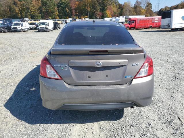 Sedans NISSAN VERSA 2016 Gray