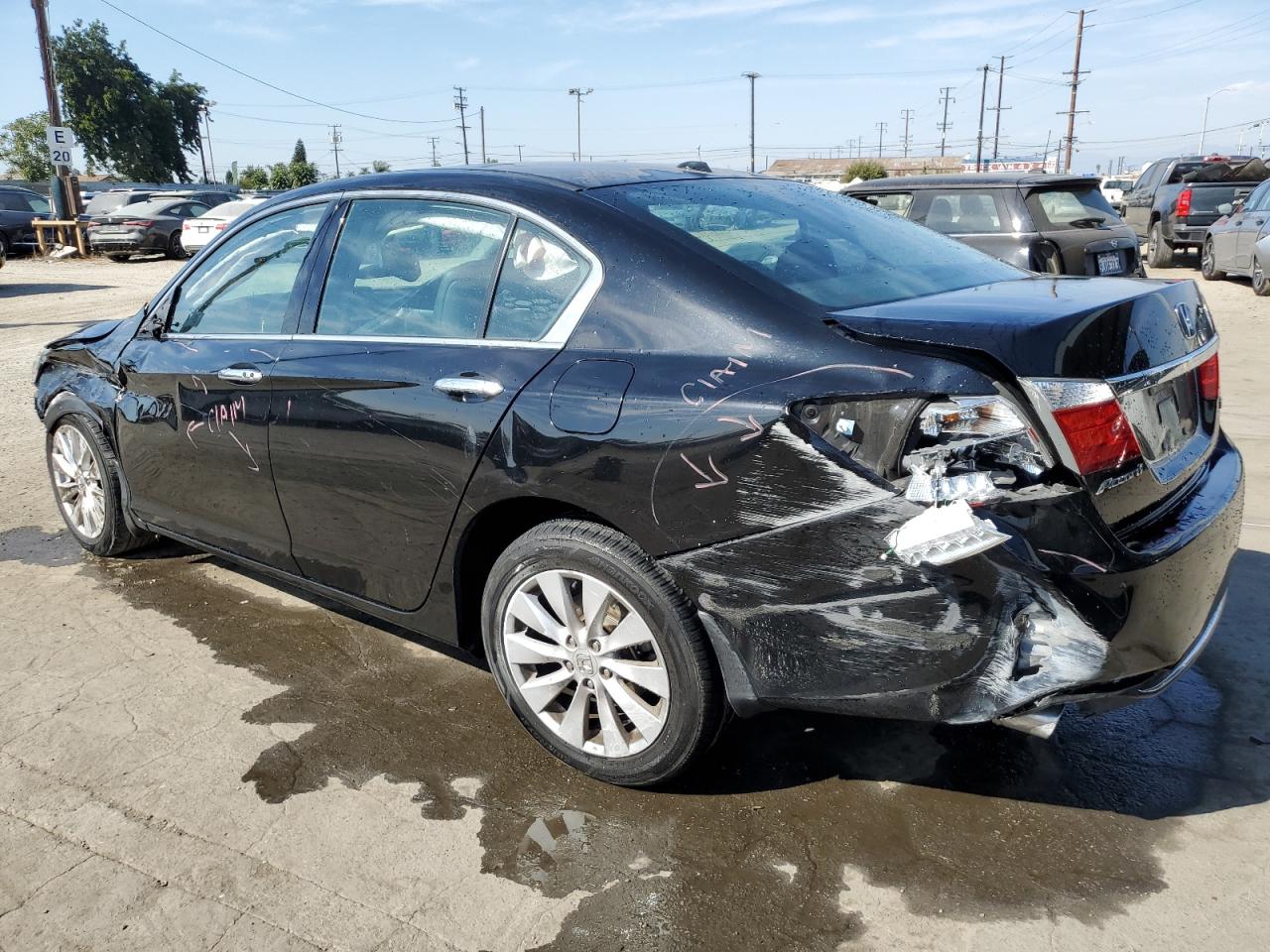 VIN 1HGCR3F86FA028276 2015 HONDA ACCORD no.2