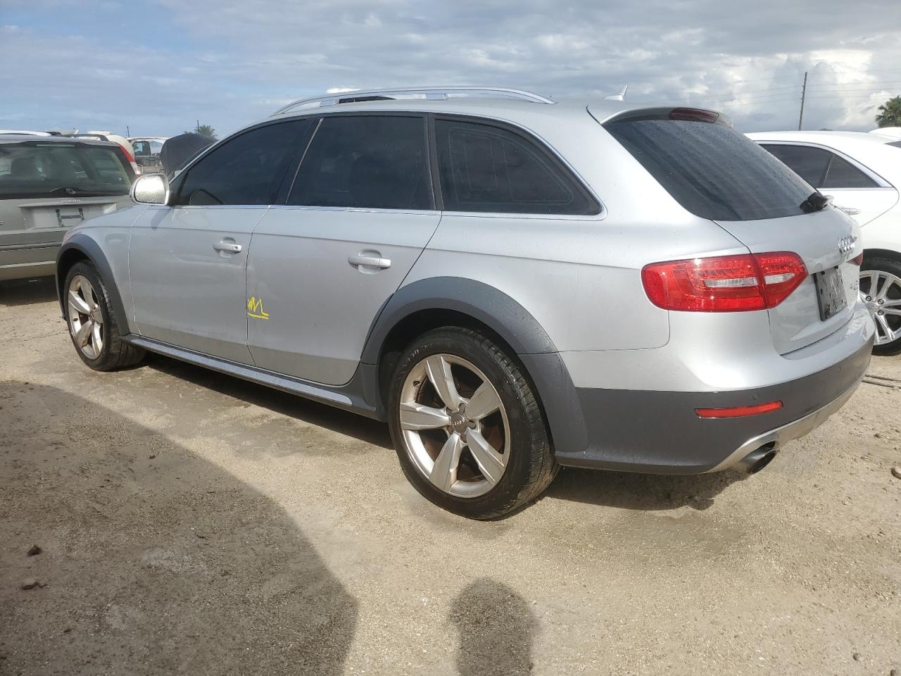 2013 Audi A4 - Image 2