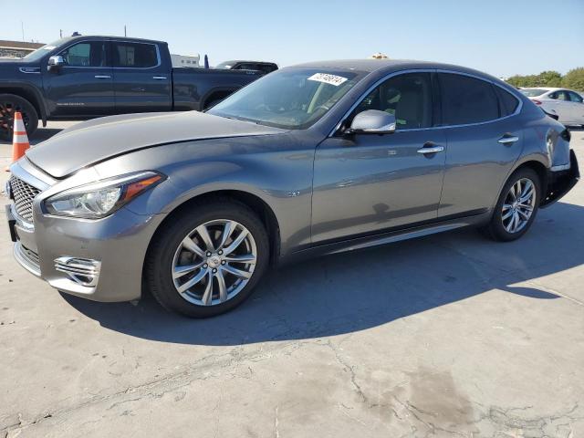 2016 Infiniti Q70 3.7