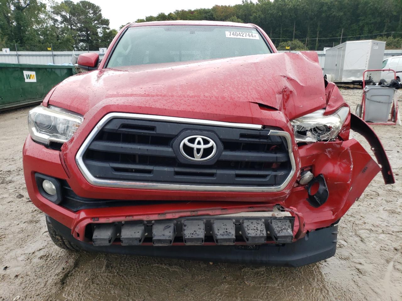 2017 Toyota Tacoma - Image 5