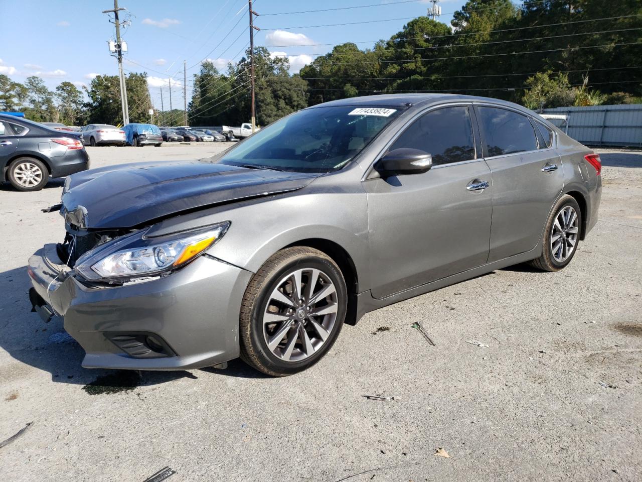 2016 Nissan Altima 2.5 for Sale in Savannah, GA - Front End