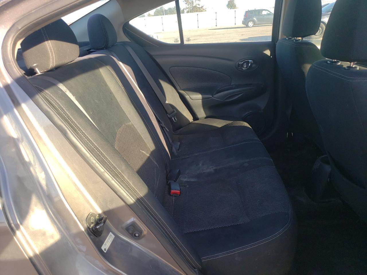 2017 Nissan Versa - Image 11