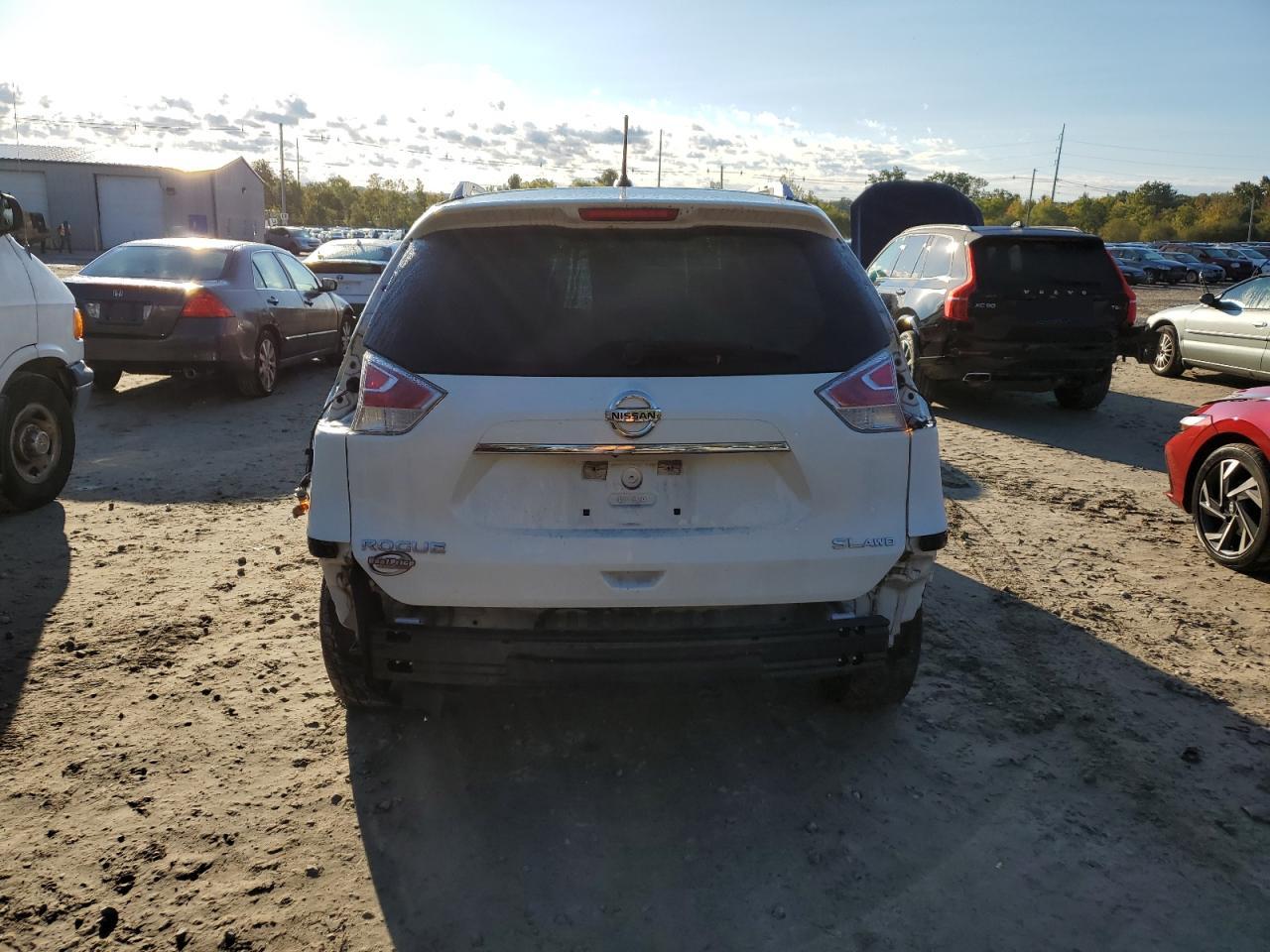 2015 Nissan Rogue S VIN: 5N1AT2MV3FC773884 Lot: 75268934