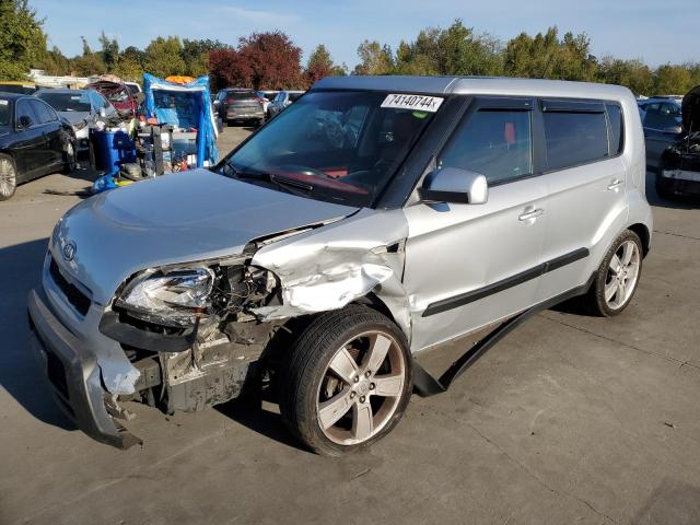 2011 Kia Soul +