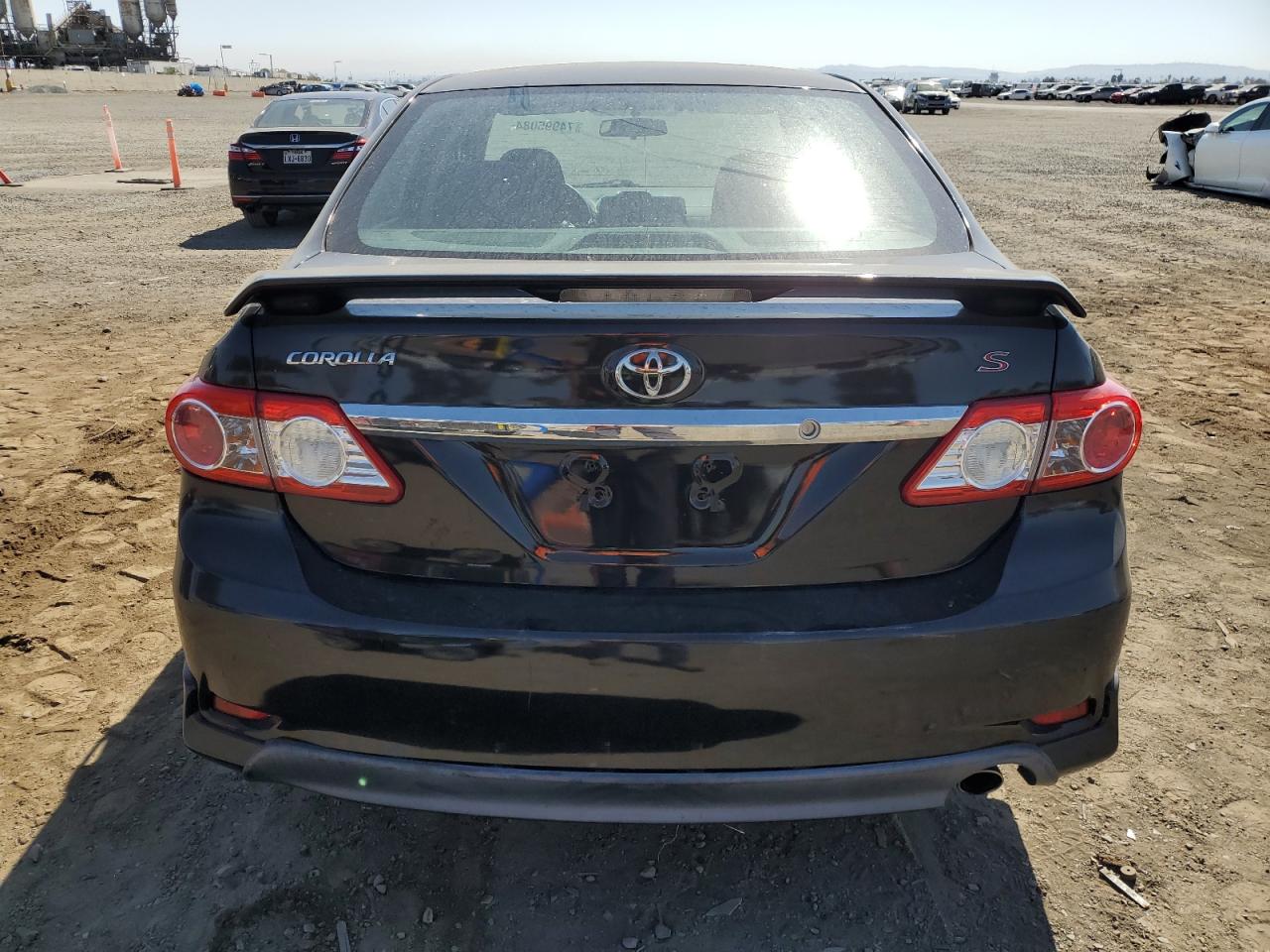 5YFBU4EE2DP114991 2013 Toyota Corolla Base