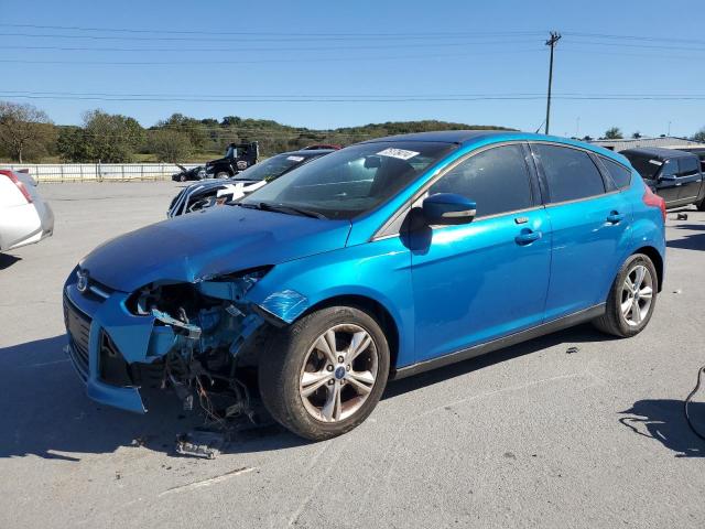 Hatchbacks FORD FOCUS 2013 Blue