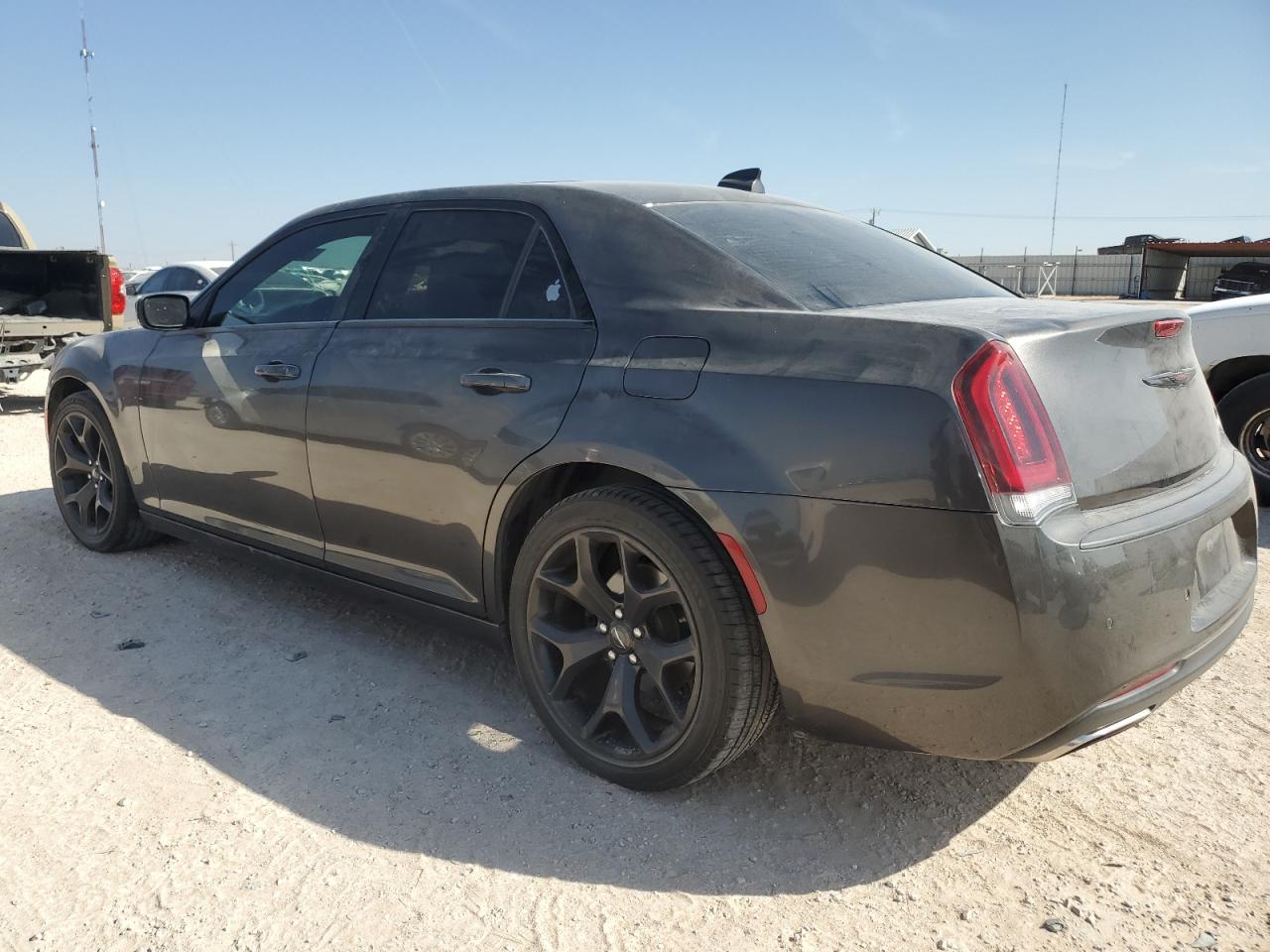 2021 Chrysler 300 - Image 2