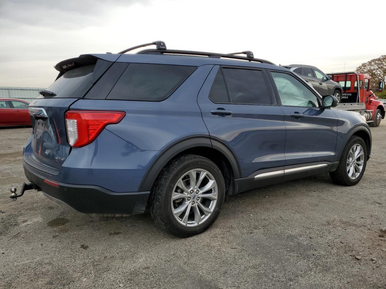 2021 Ford Explorer - Image 3