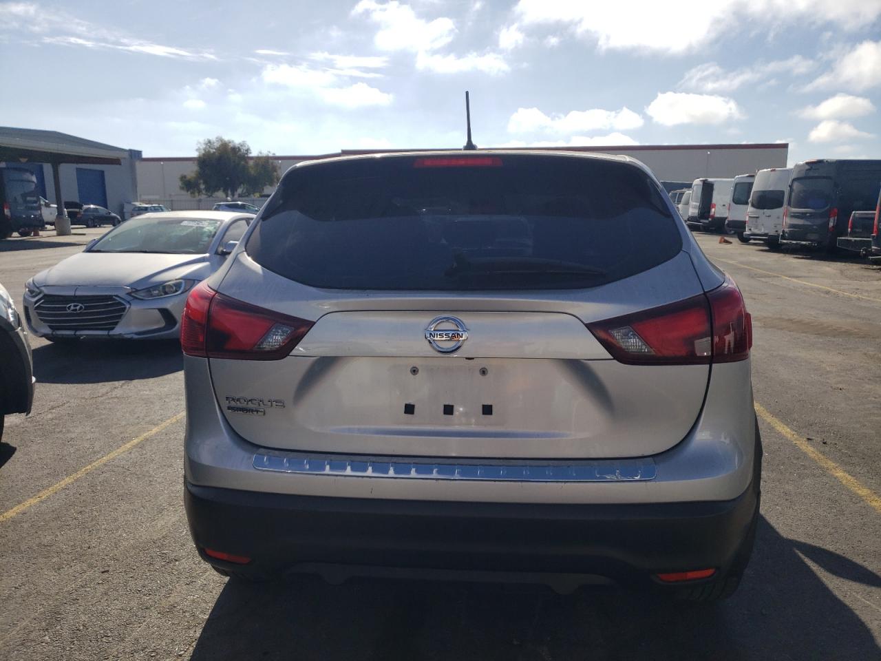 JN1BJ1CP4HW023619 2017 Nissan Rogue Sport S