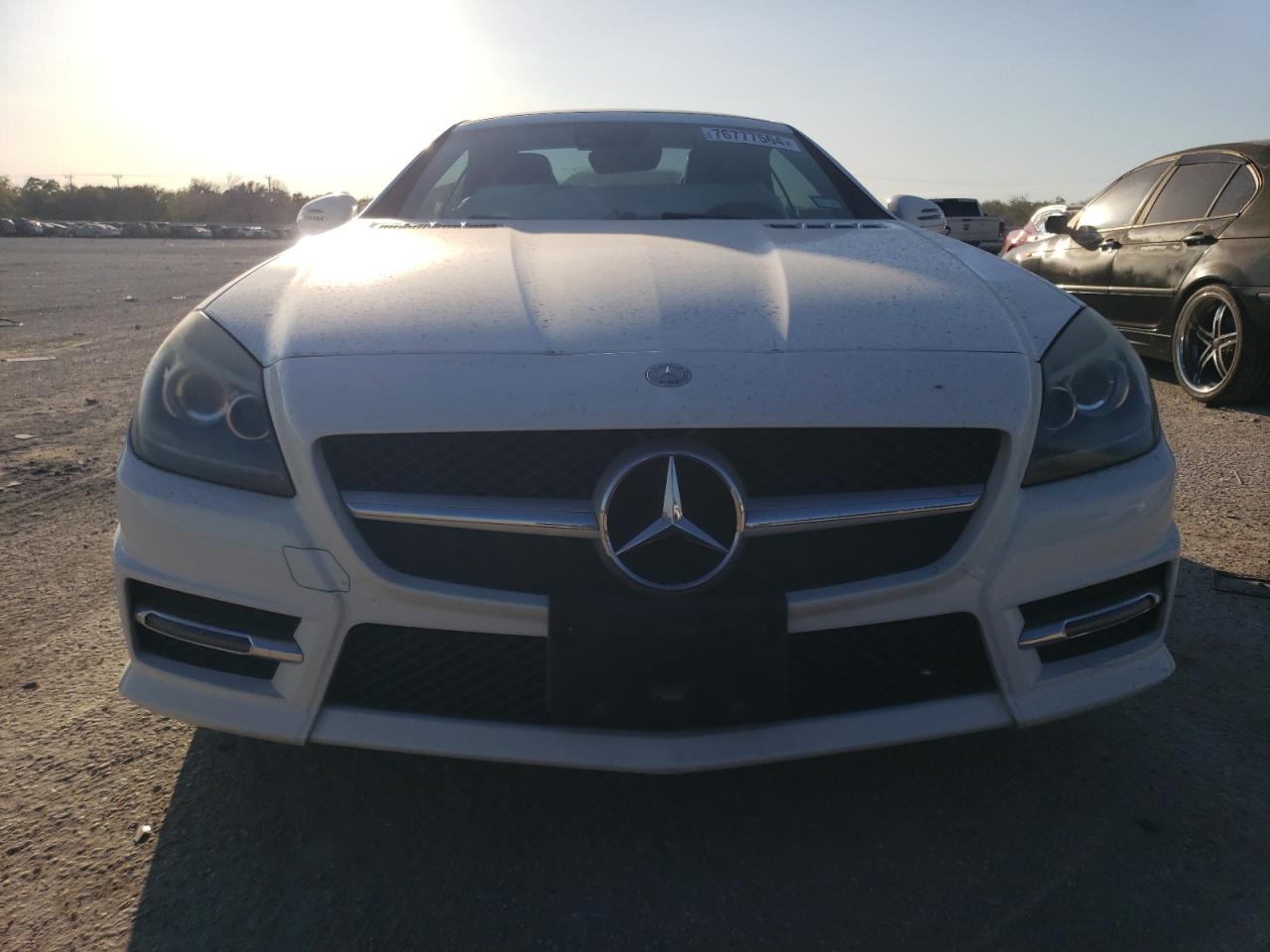 VIN WDDPK5HA6FF099602 2015 MERCEDES-BENZ SLK-CLASS no.5