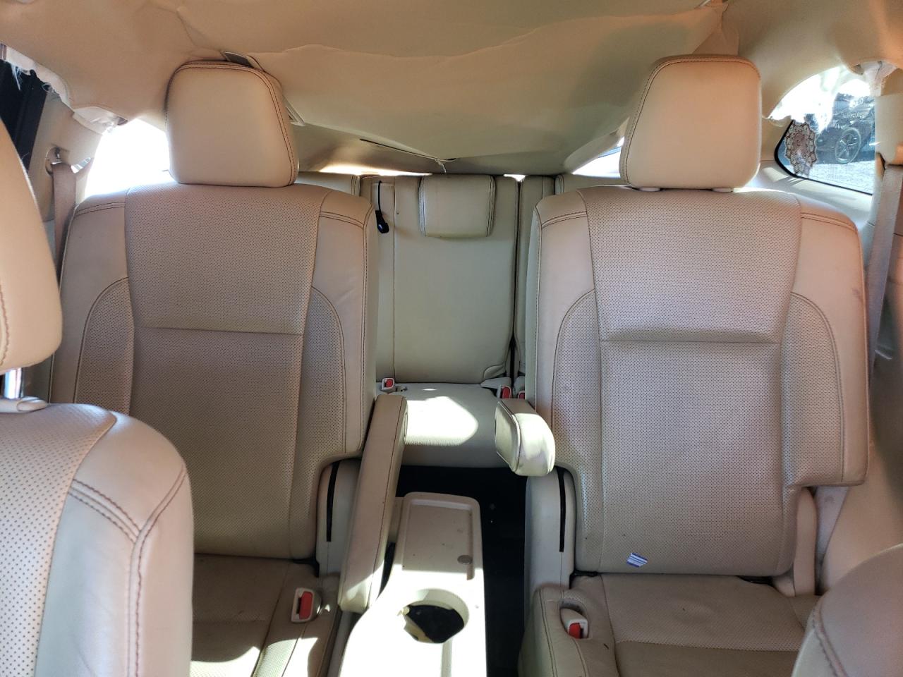 2017 Toyota Highlander - Image 10