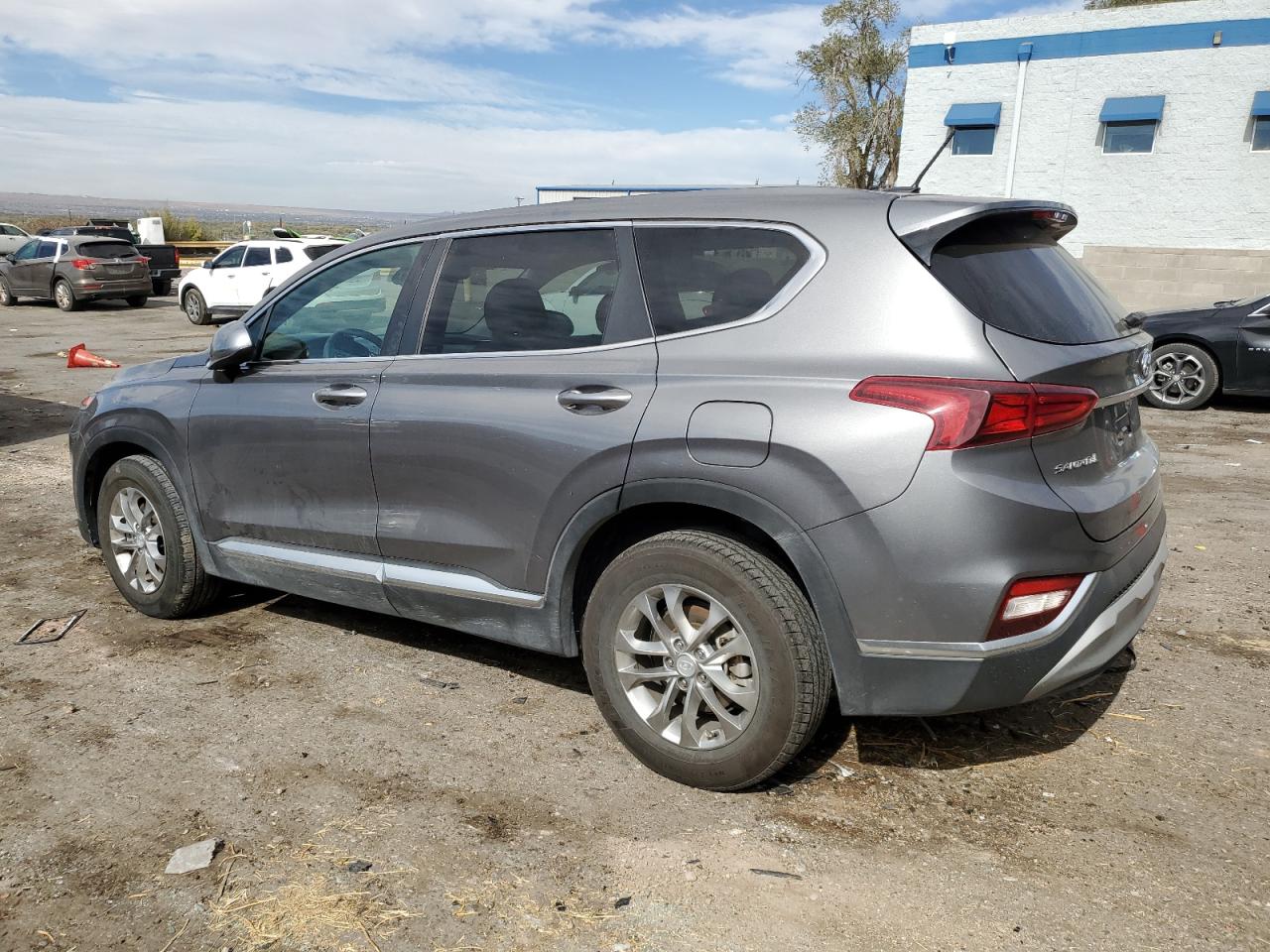 2020 Hyundai Santa Fe - Image 2