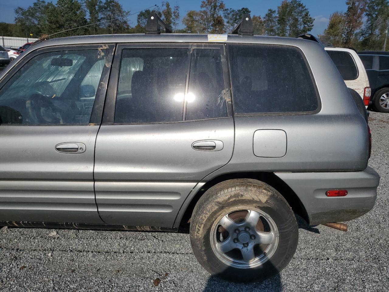 1999 Toyota Rav4 VIN: JT3HP10V2X7134255 Lot: 74712224