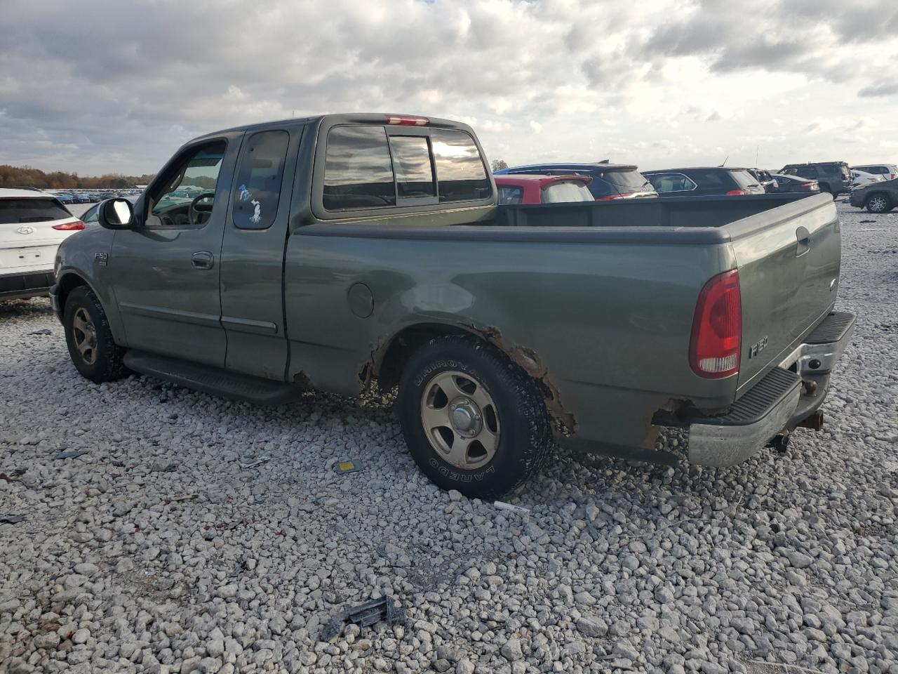 2002 Ford F-150 - Image 2