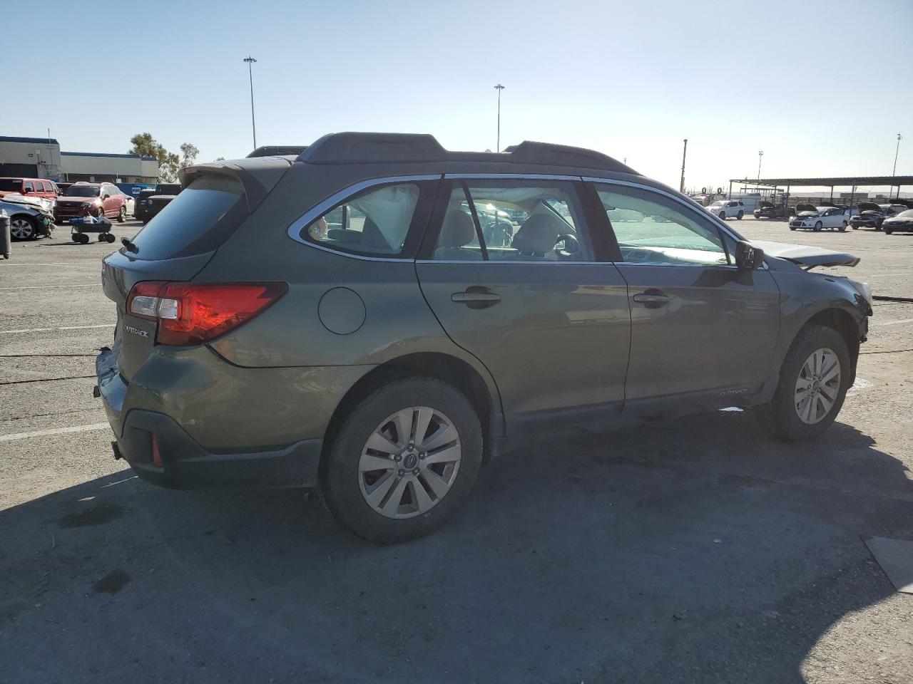 2018 Subaru Outback - Image 3