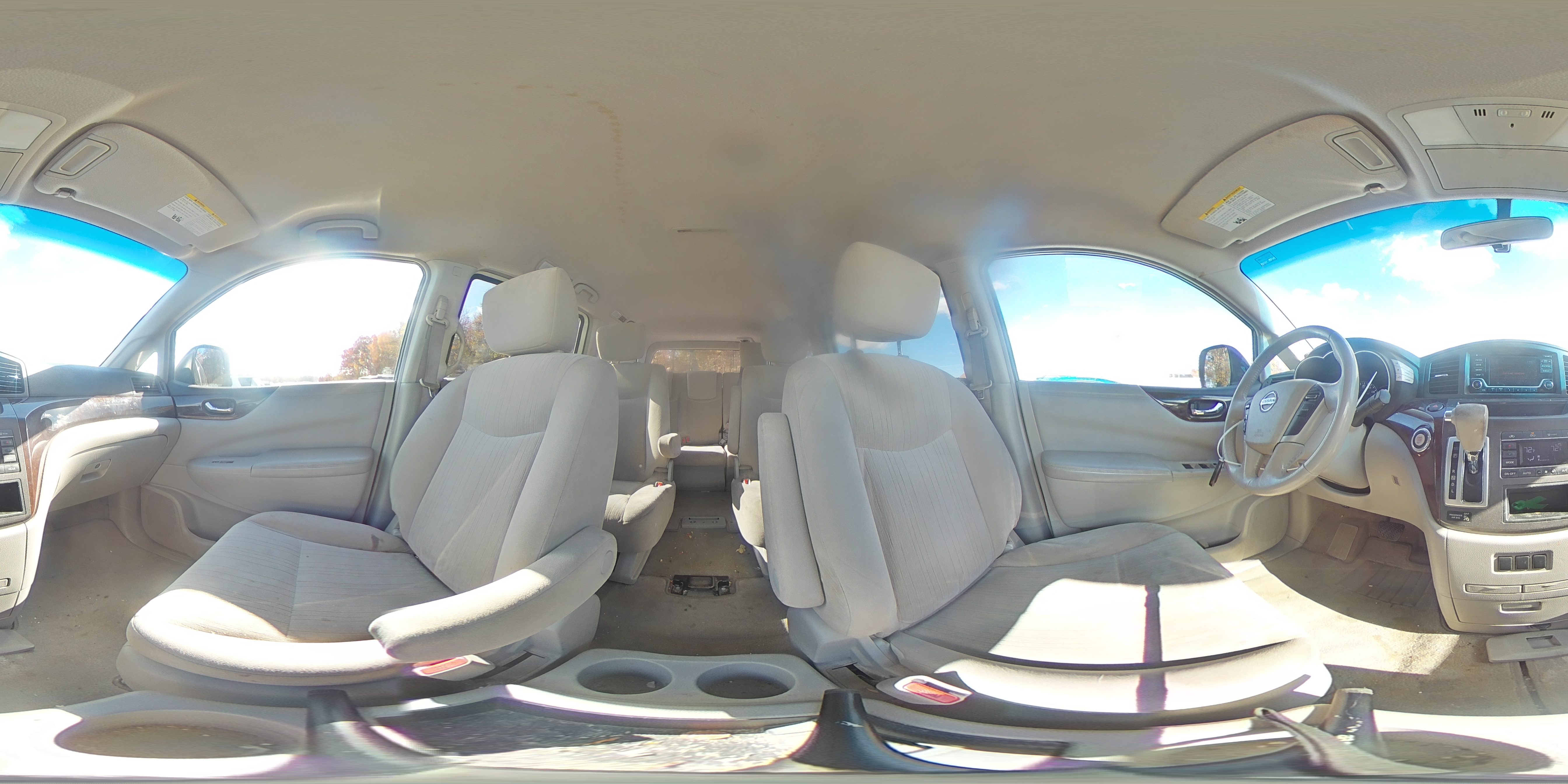 2017 Nissan Quest - Image 14