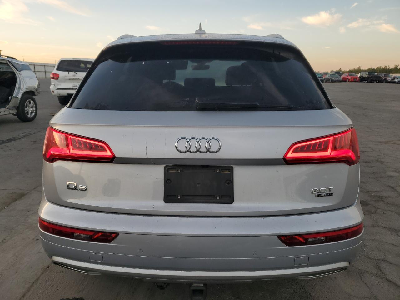 WA1BNAFY9J2033785 2018 Audi Q5 Premium Plus