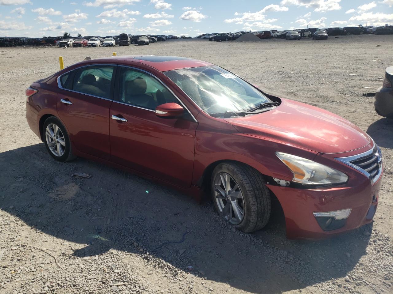 2015 Nissan Altima - Image 4