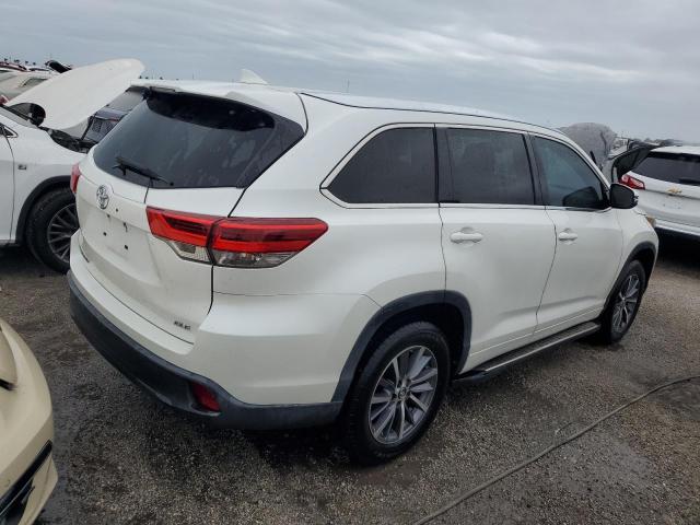  TOYOTA HIGHLANDER 2018 Biały