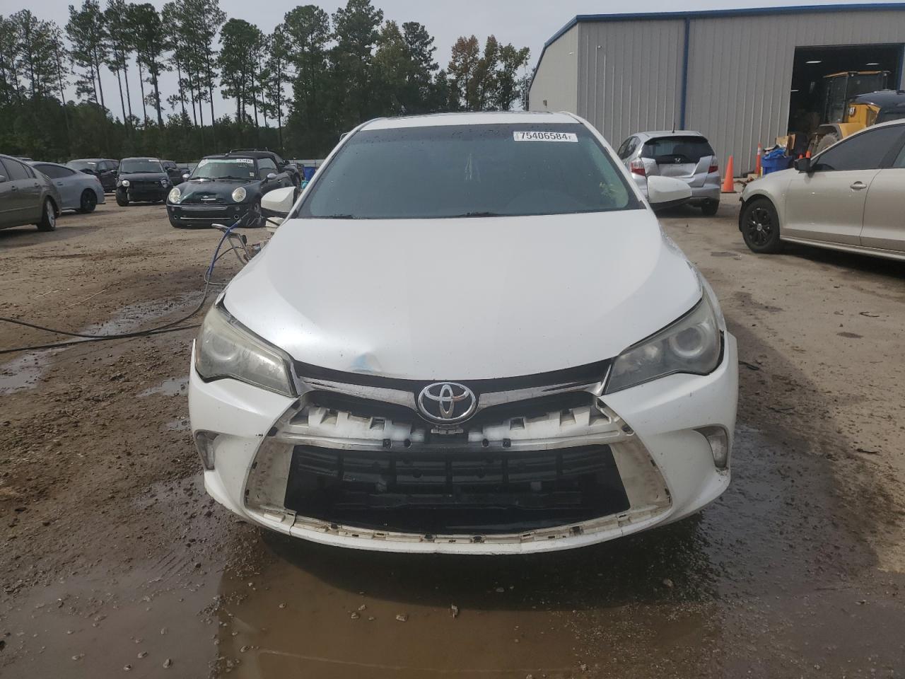 2015 Toyota Camry - Image 5