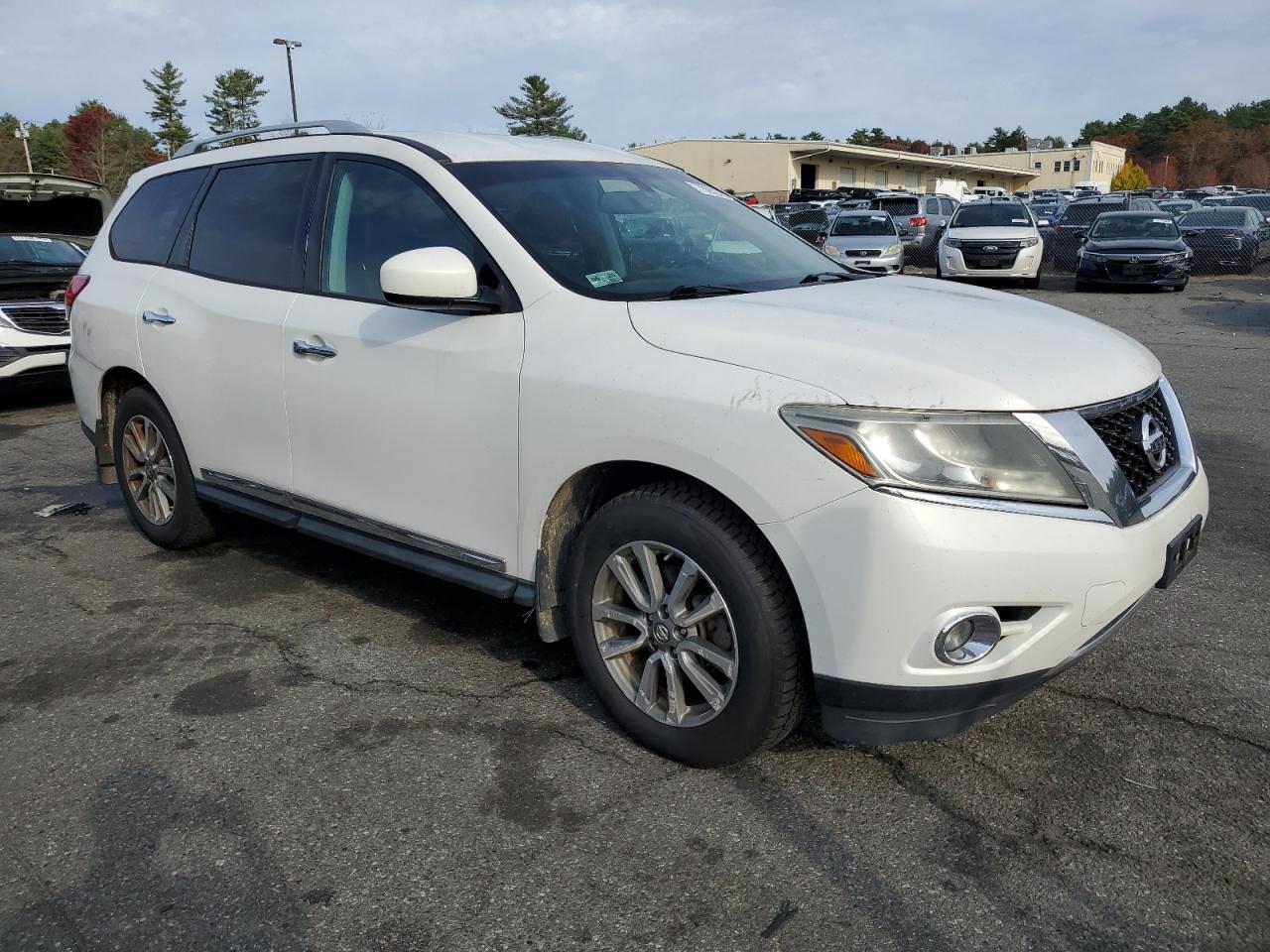 2014 Nissan Pathfinder - Image 4
