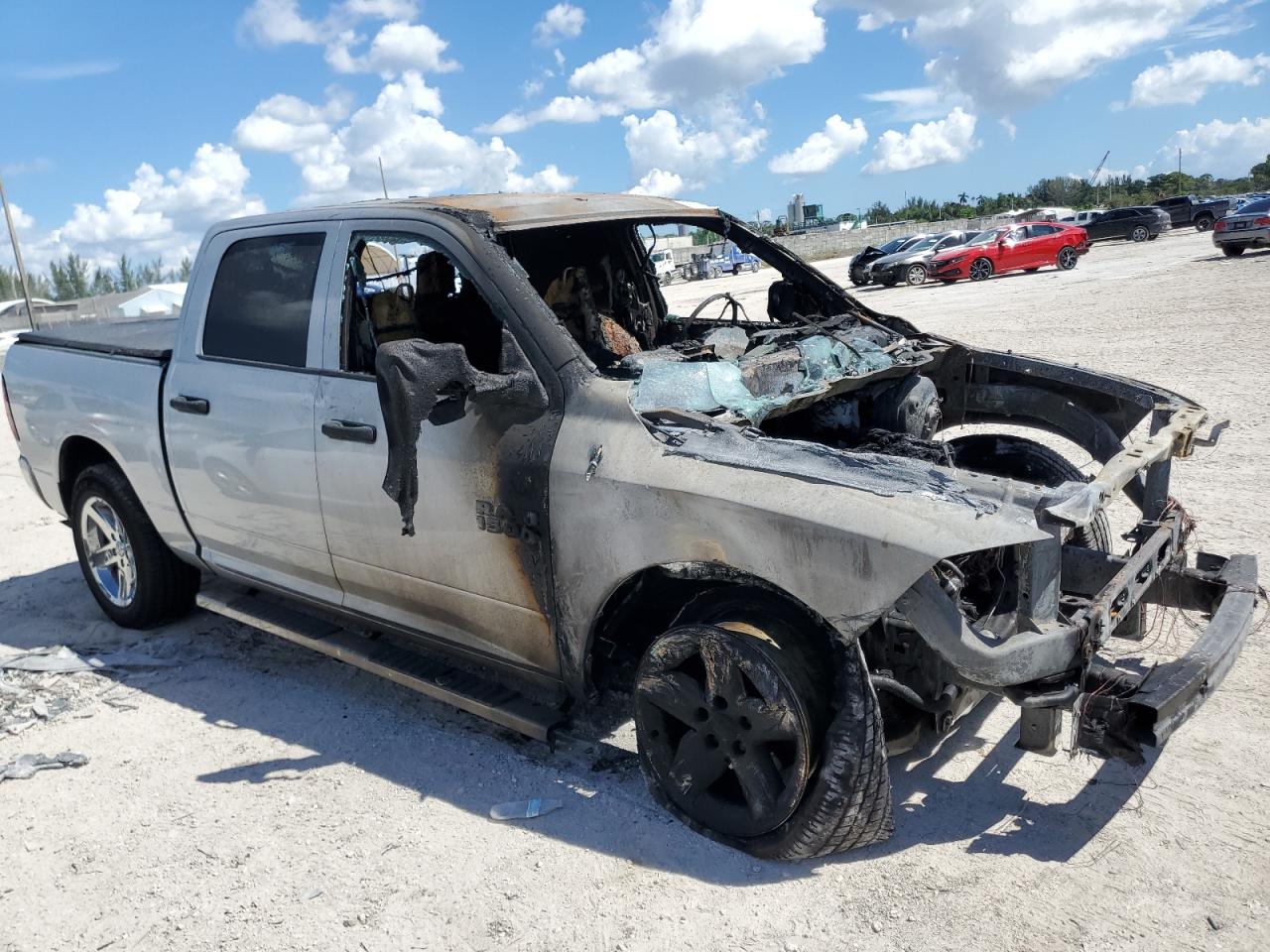 2018 RAM 1500 - Image 4