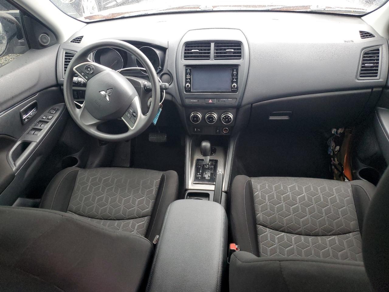 JA4APUAU9NU004678 2022 Mitsubishi Outlander Sport Es