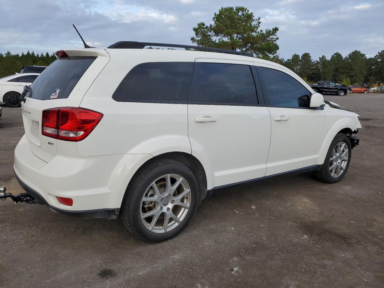 2015 Dodge Journey - Image 3